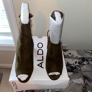 suede peep toe boots